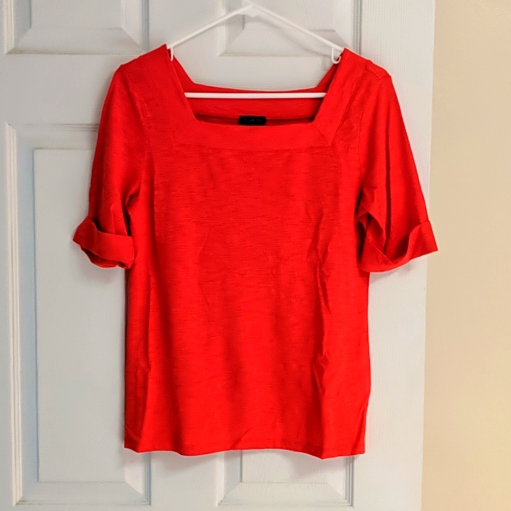 Scarlet Talbots Top